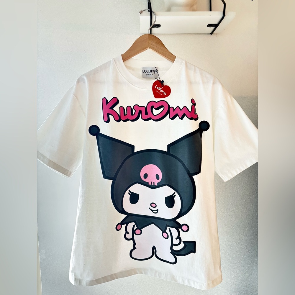 lollipop — large kuromi graphic tee